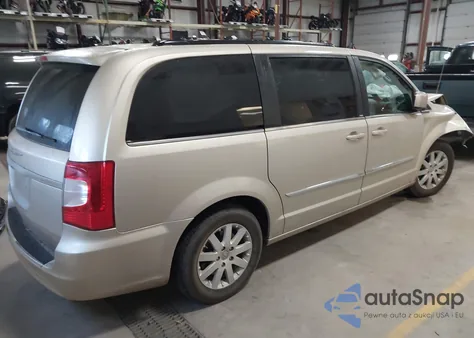 2014 Chrysler Town & Country Touring z USA, uszkodzony, nr VIN 2C4RC1BG5ER125684
